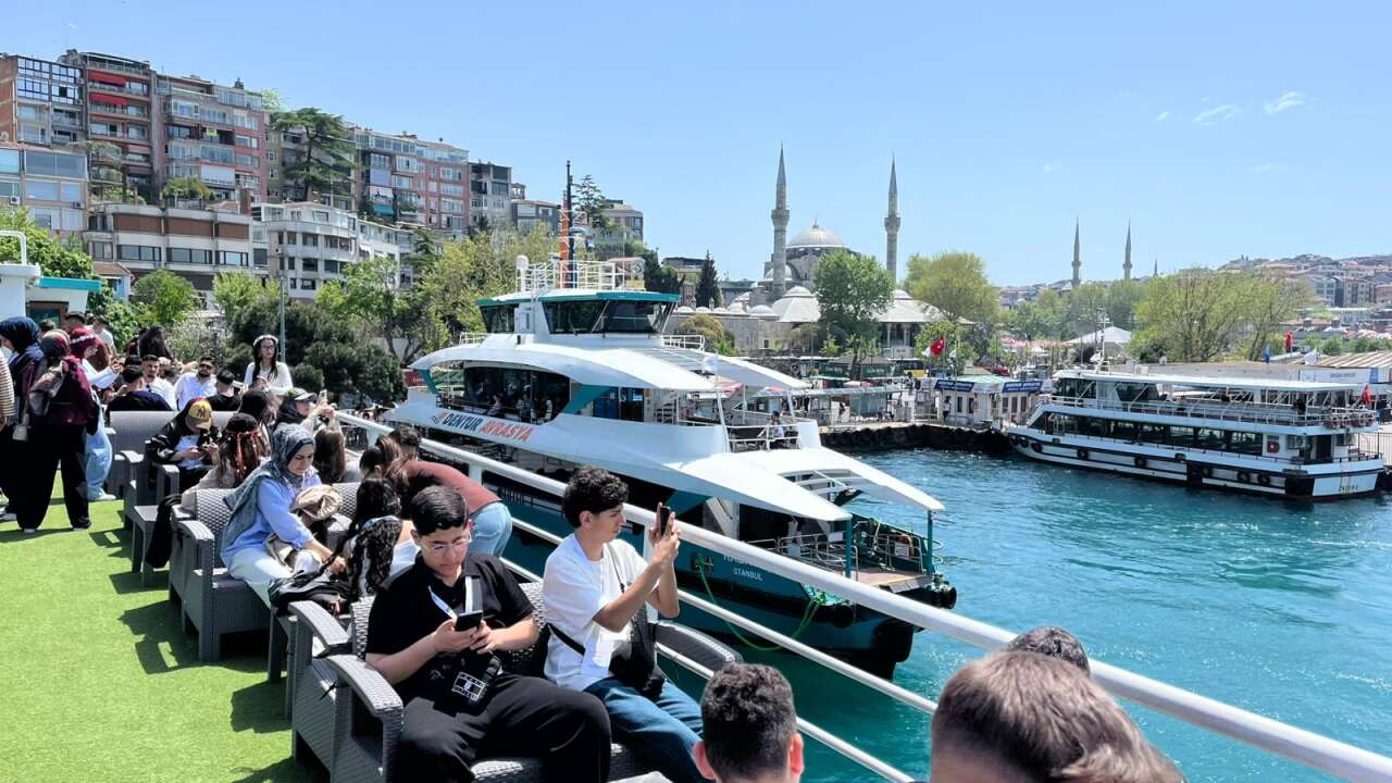 Konya’nın genç seyyahları bugün de İstanbul’un izindeydi 7